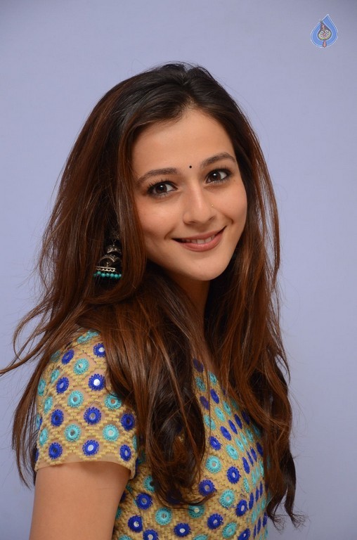 Priyal Gor Photos - 31 / 42 photos