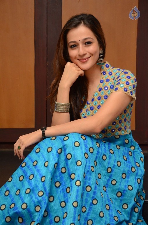 Priyal Gor Photos - 40 / 42 photos