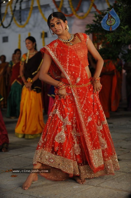 Priyamani Hot Stills In Pravarakyudu Movie  - 69 / 148 photos