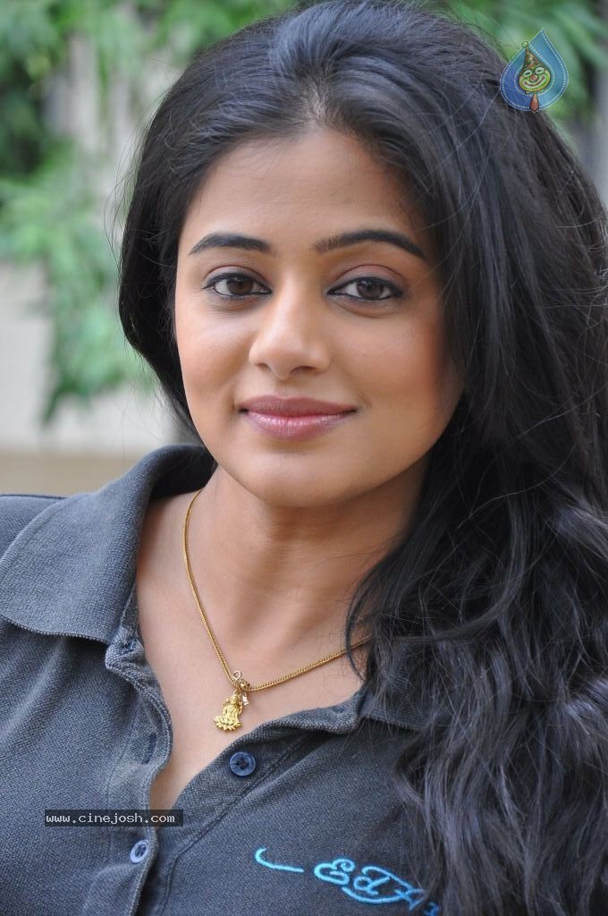 Priyamani Latest Stills - 31 / 89 photos
