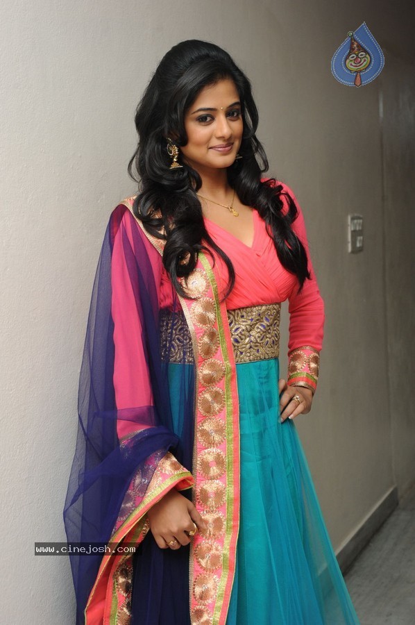 Priyamani New Photos - 68 / 81 photos