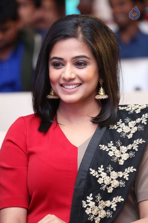 Priyamani New Photos - 13 / 24 photos