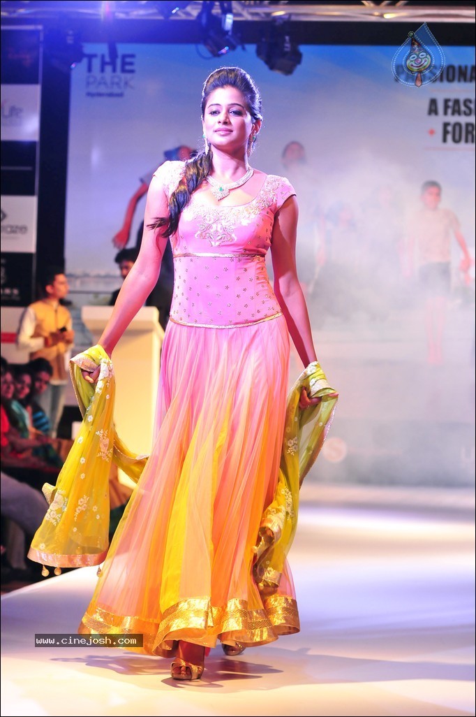 Priyamani Ramp Walk Photos - 31 / 40 photos