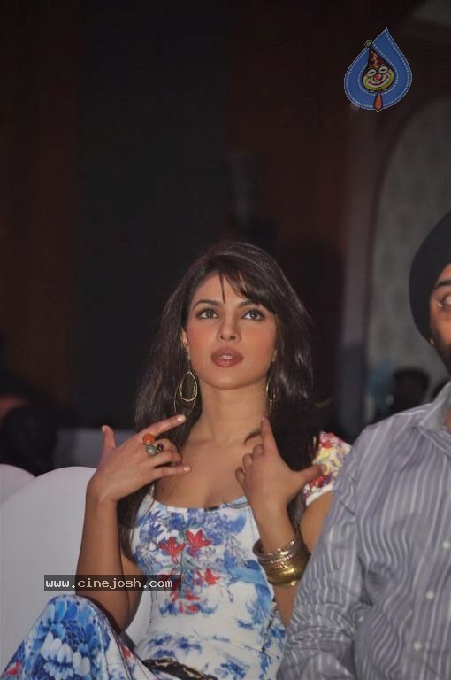 Priyanka Chopra Latest Stills - 37 / 42 photos