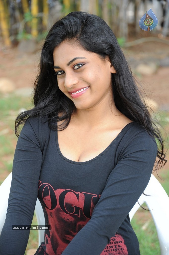 Priyanka Gugustin Stills - 52 / 144 photos