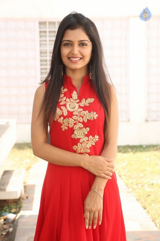 Priyanka Jain New Photos - 25 / 32 photos