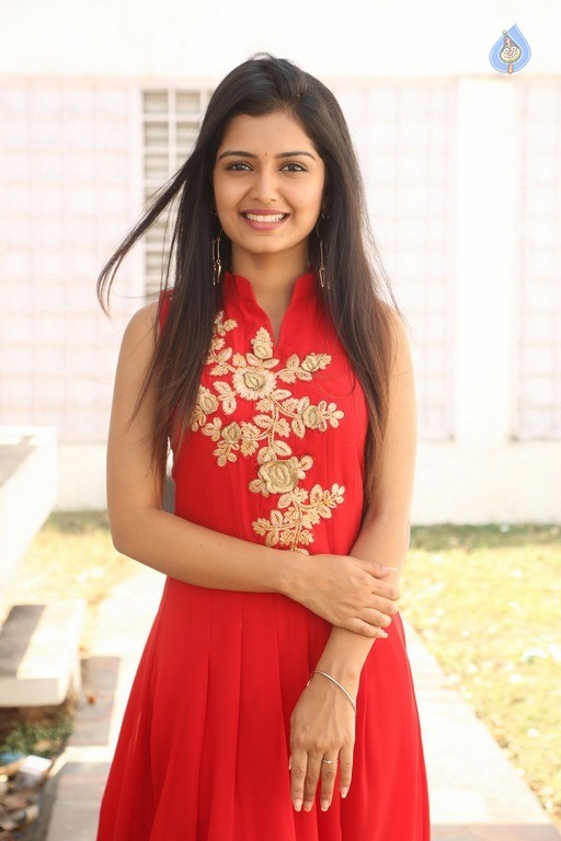 Priyanka Jain New Photos - 26 / 32 photos