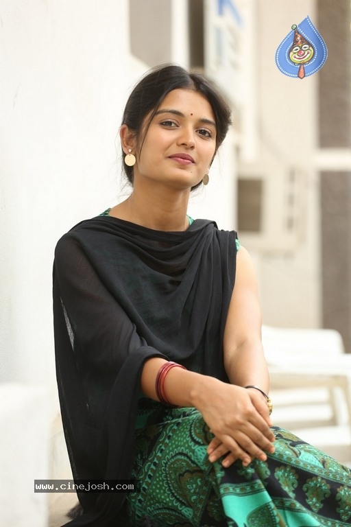 Priyanka Jain Photos - 13 / 21 photos