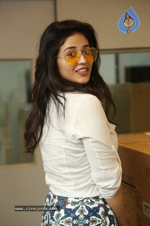 Priyanka Jawalkar New Images - 4 / 16 photos