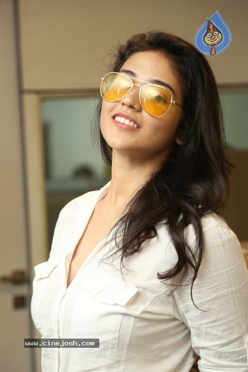 Priyanka Jawalkar New Images - 15 / 16 photos