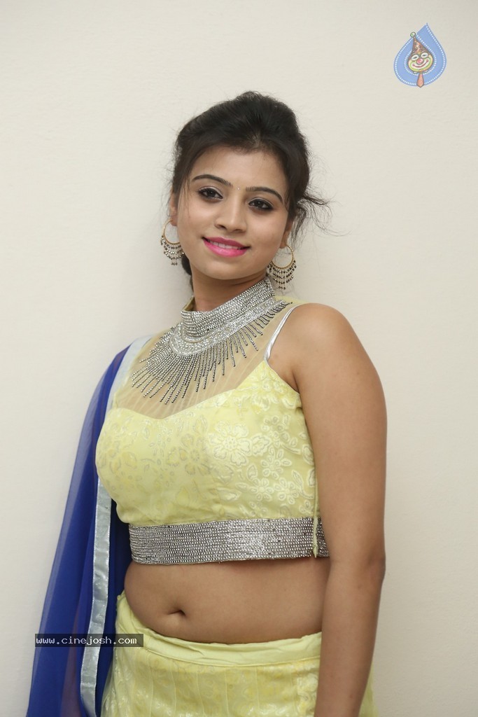 Priyanka Latest Images - 119 / 138 photos