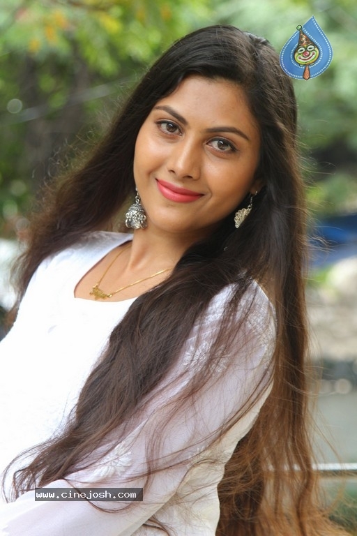 Priyanka Naidu Stills - 6 / 16 photos