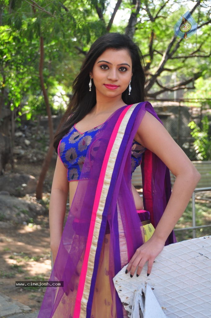 Priyanka New Hot Gallery - 18 / 116 photos