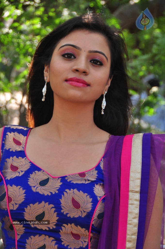 Priyanka New Hot Gallery - 61 / 116 photos