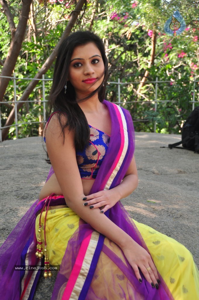 Priyanka New Hot Gallery - 104 / 116 photos