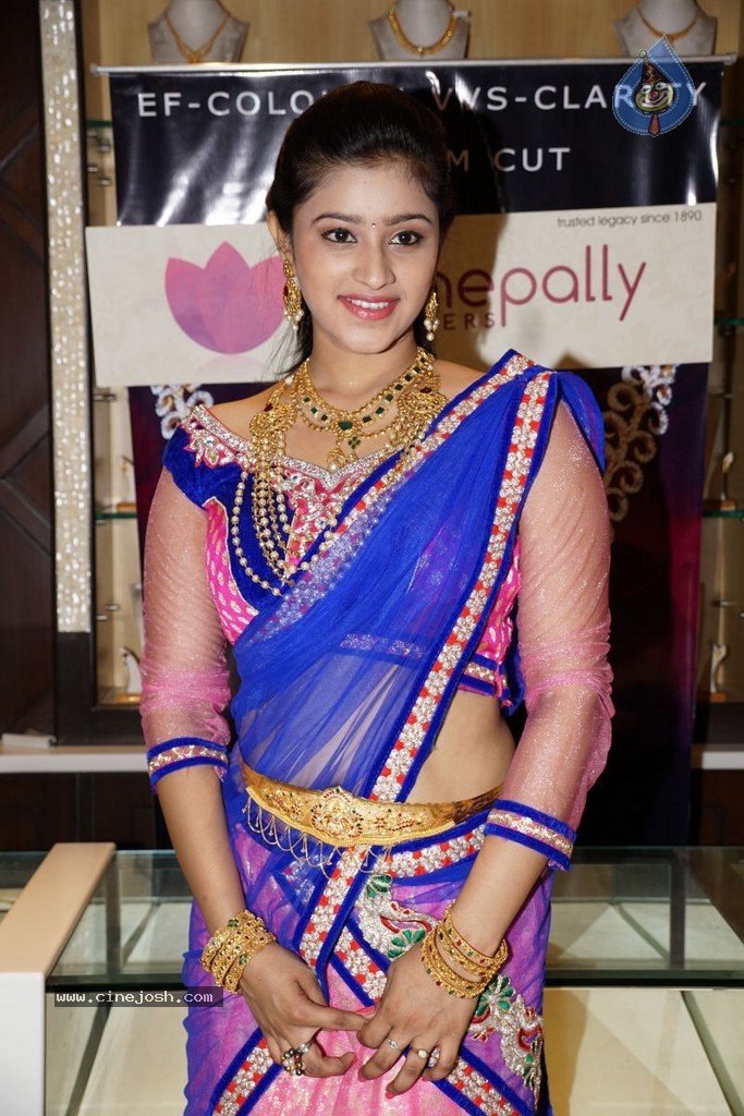 Priyanka New Pics - 17 / 39 photos