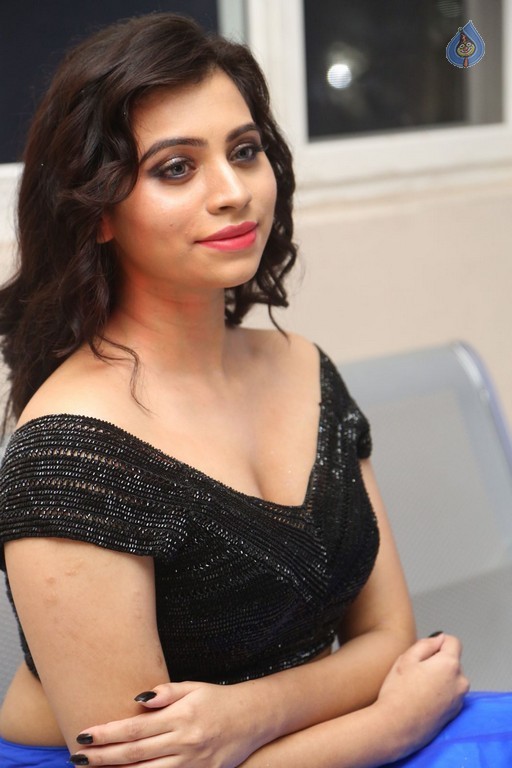 Priyanka New Pics - 9 / 63 photos