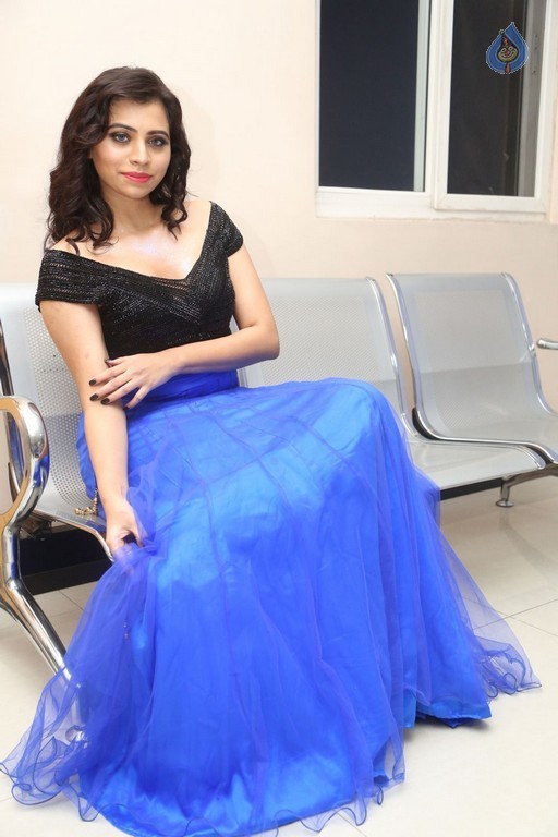 Priyanka New Pics - 39 / 63 photos