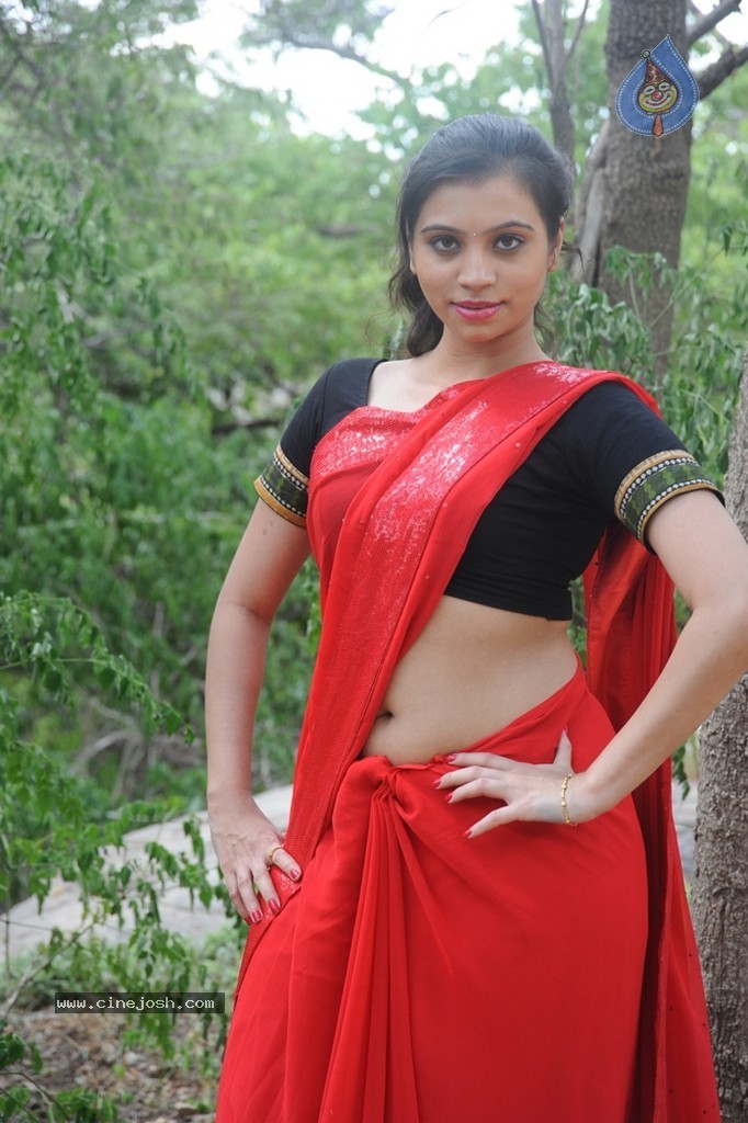 Priyanka New Pics - 14 / 59 photos