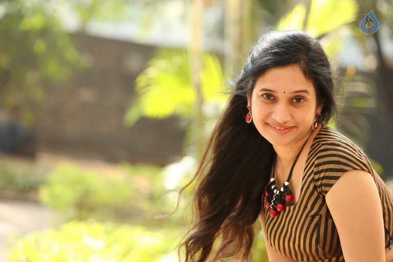 Priyanka Pallavi Latest Images - 13 / 53 photos