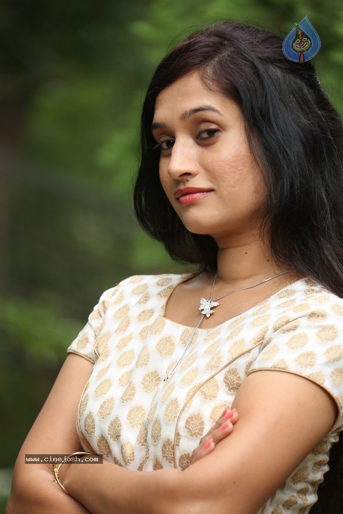 Priyanka Pallavi New Gallery  - 13 / 70 photos