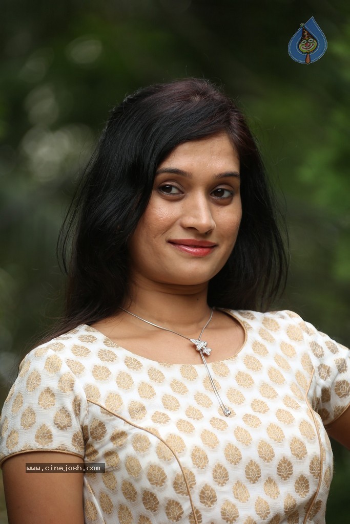 Priyanka Pallavi New Gallery  - 24 / 70 photos