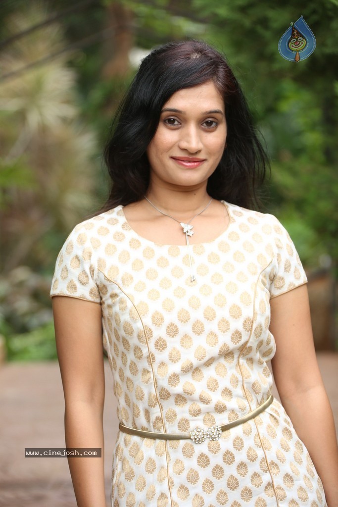 Priyanka Pallavi New Gallery  - 40 / 70 photos
