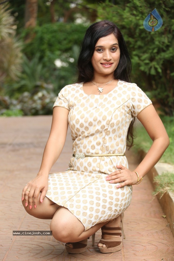 Priyanka Pallavi New Gallery  - 43 / 70 photos