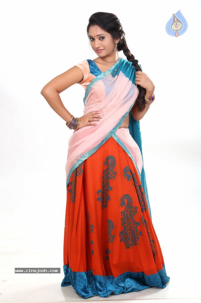 Priyanka Pallavi Spicy Stills - 13 / 49 photos