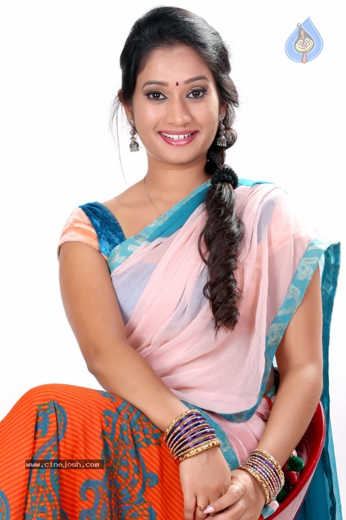 Priyanka Pallavi Spicy Stills - 22 / 49 photos