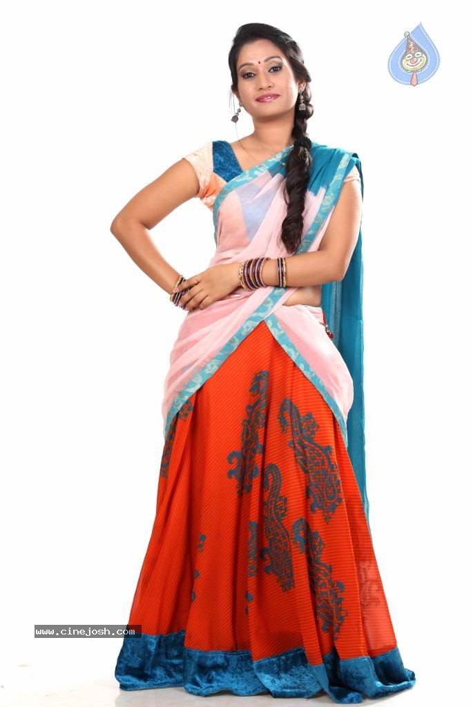 Priyanka Pallavi Spicy Stills - 23 / 49 photos