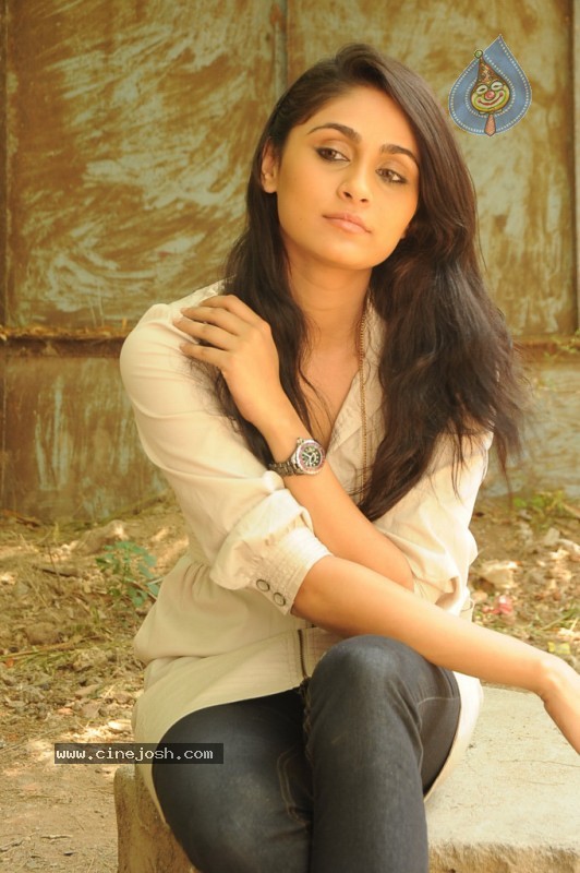 Biyanka Photo Stills - 22 / 43 photos