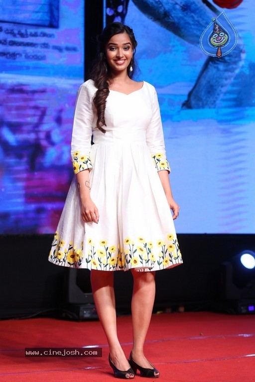 Pujita Ponnada Photos - 21 / 21 photos