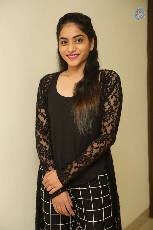 Punarnavi Bhupalam New Photos - 35 / 42 photos