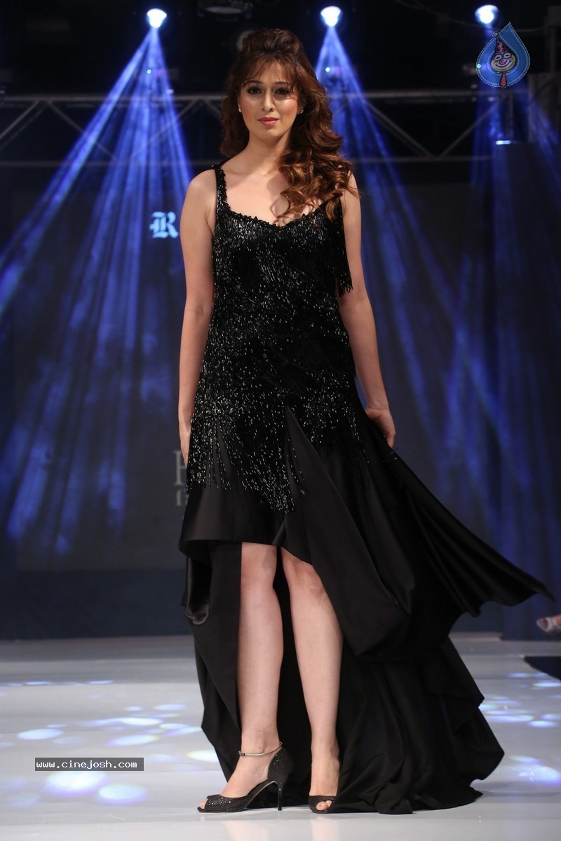 Raai Laxmi New Stills - 82 / 139 photos