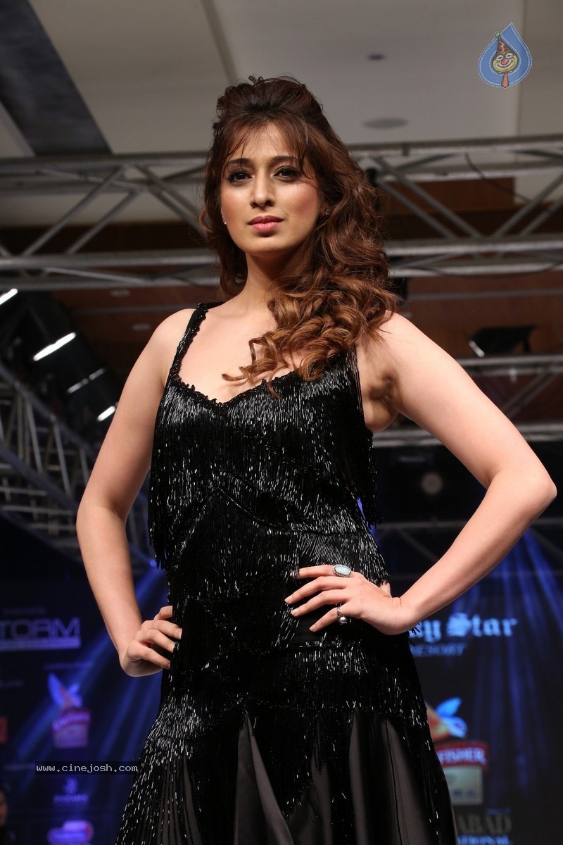 Raai Laxmi New Stills - 89 / 139 photos