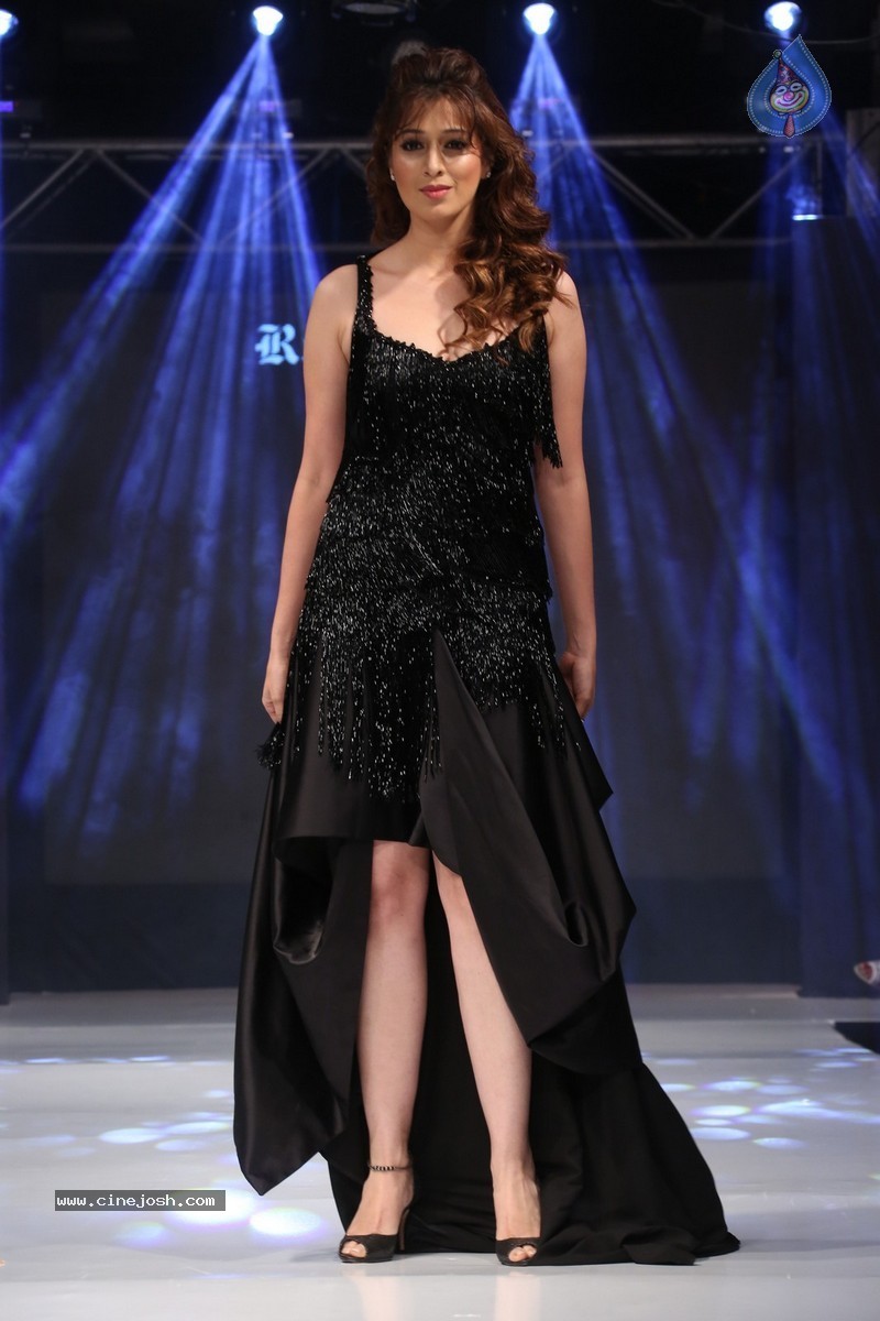 Raai Laxmi New Stills - 115 / 139 photos