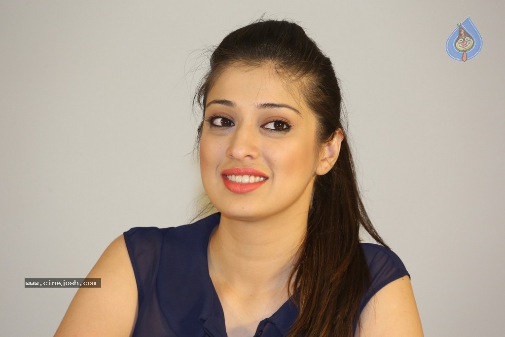 Raai Laxmi Stills - 85 / 152 photos