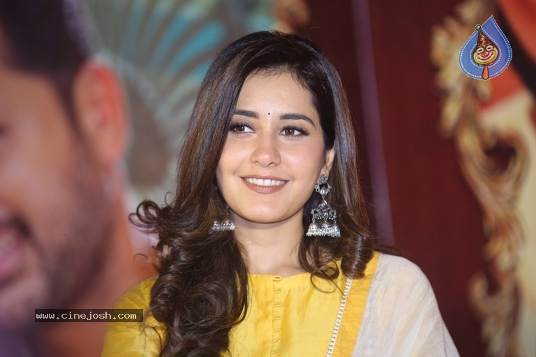 Raashi Khanna at Srinivasa Kalyanam Press Meet - 27 / 30 photos
