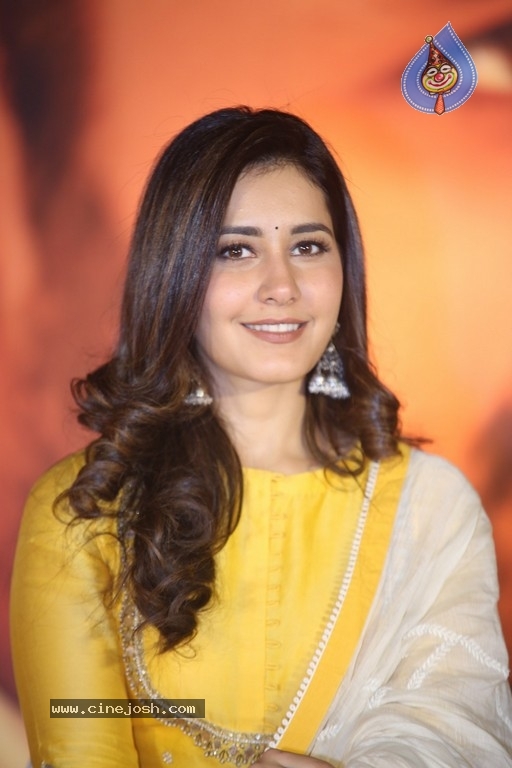 Raashi Khanna at Srinivasa Kalyanam Press Meet - 28 / 30 photos