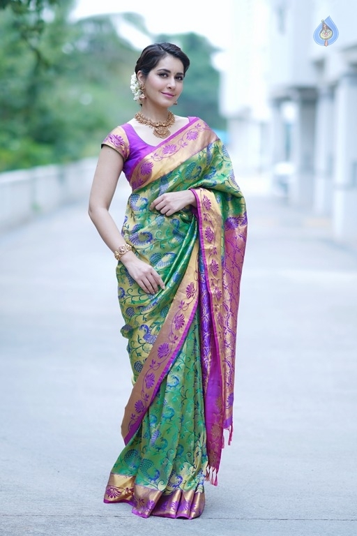 Raashi Khanna Latest Gallery - 14 / 21 photos