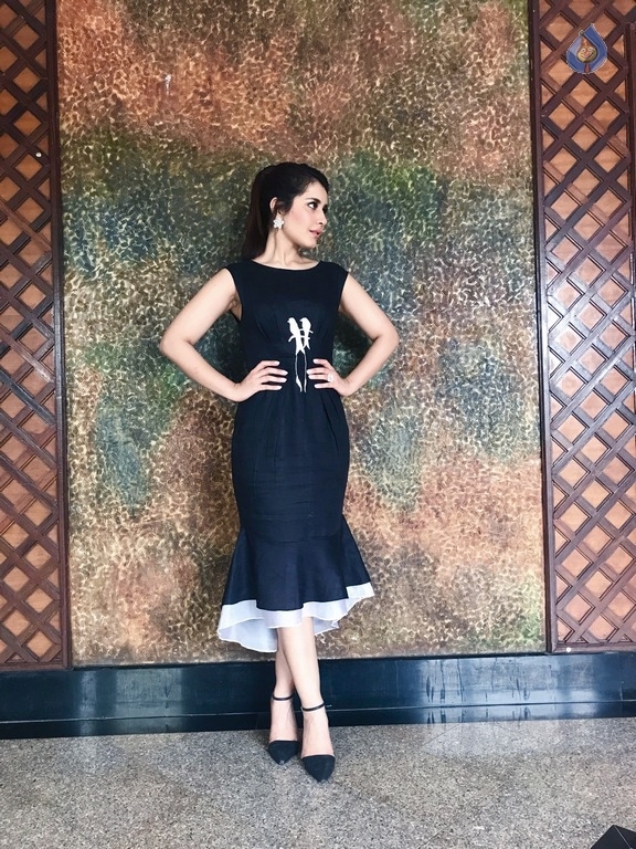 Raashi Khanna Latest Photos - 16 / 17 photos