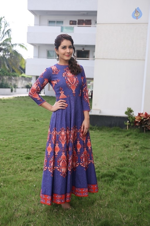 Raashi Khanna New Photos - 6 / 6 photos