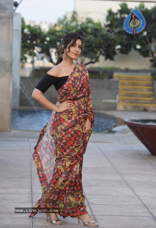 Raashi Khanna Stills - 9 / 10 photos