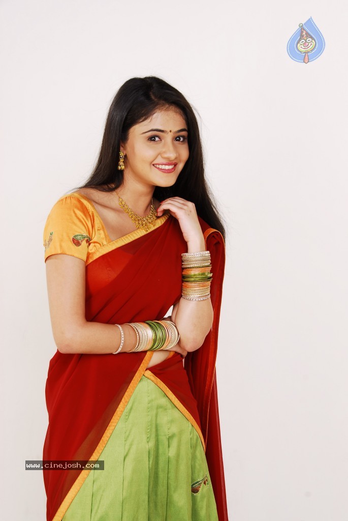 Rachana Malhotra New Stills - 33 / 68 photos