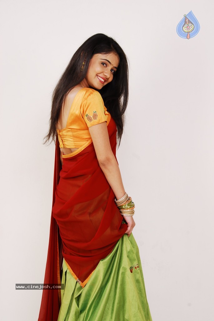 Rachana Malhotra New Stills - 47 / 68 photos