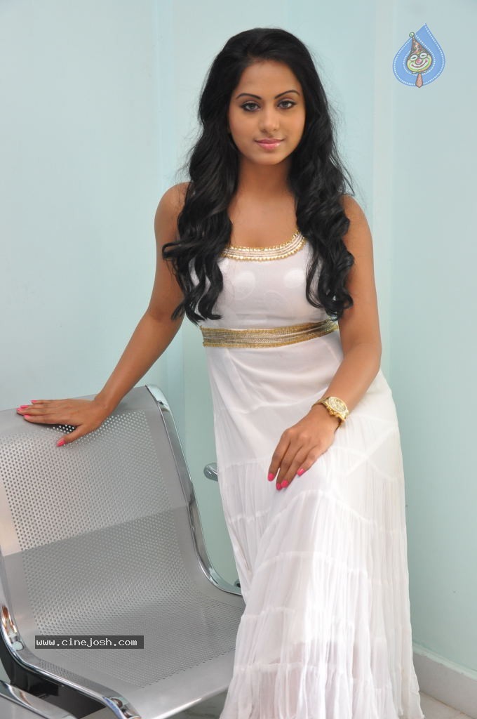 Rachana Mourya Hot Stills - 71 / 72 photos