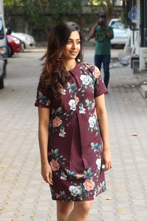 Radhika Apte New Photos - 6 / 24 photos
