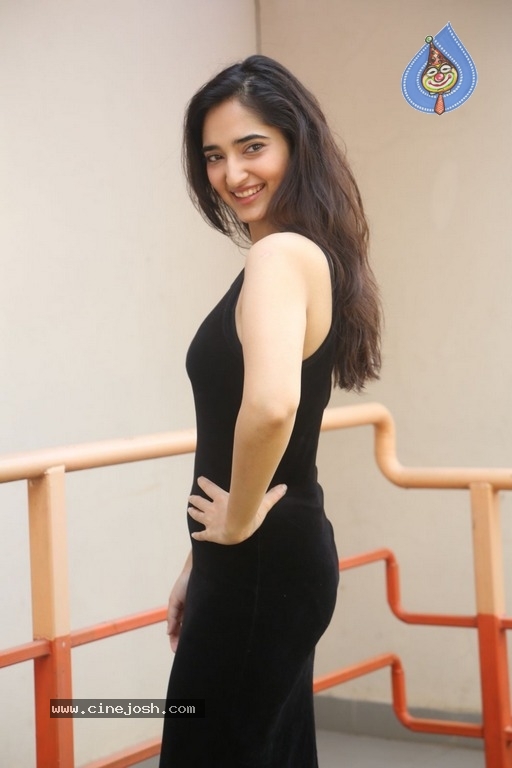 Radhika Mehrotra Stills - 1 / 21 photos