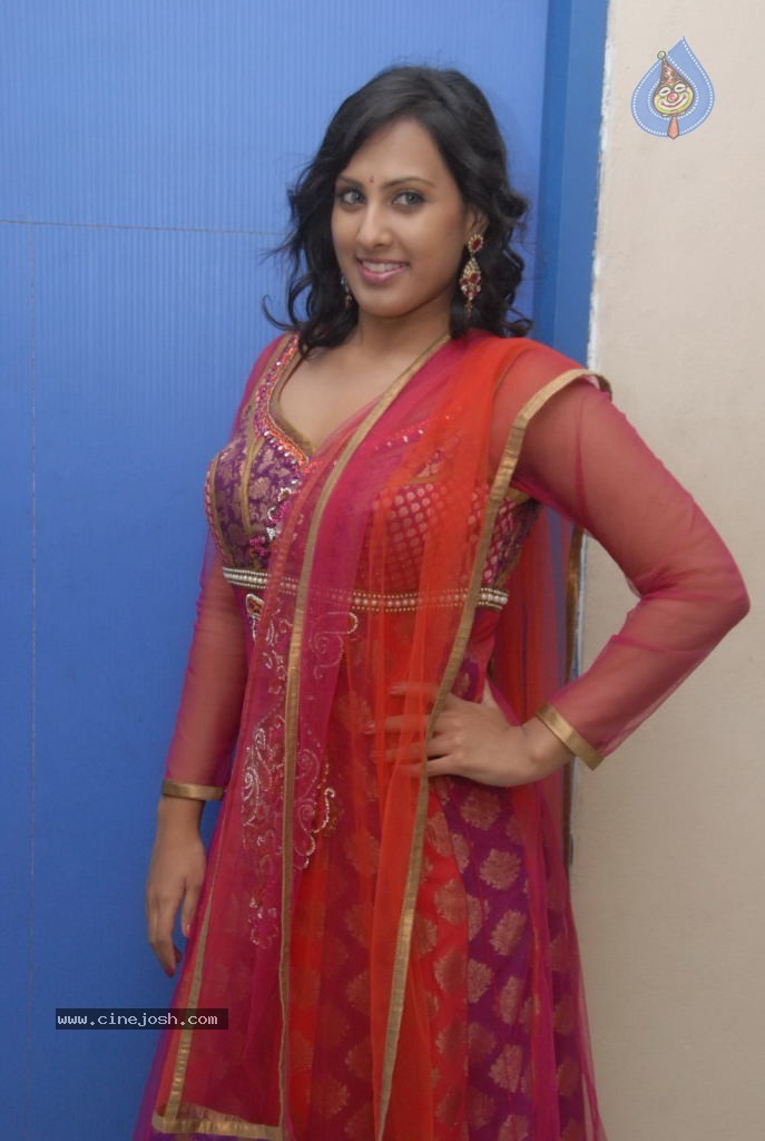 Rajita Reddy Stills - 6 / 54 photos